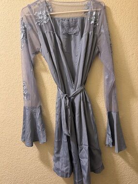 Robed with love Lace-Trim Robe with Tie Belt